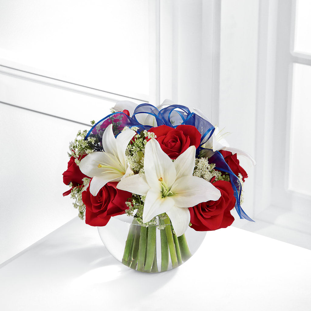 Independence Bouquet – Bayport Flower Houses Inc, Bayport NY
