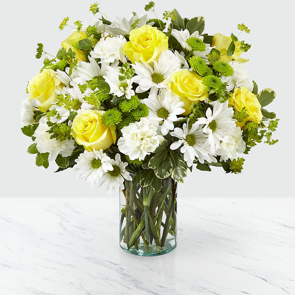 Happy Day Bouquet – Bayport Flower Houses Inc, Bayport NY