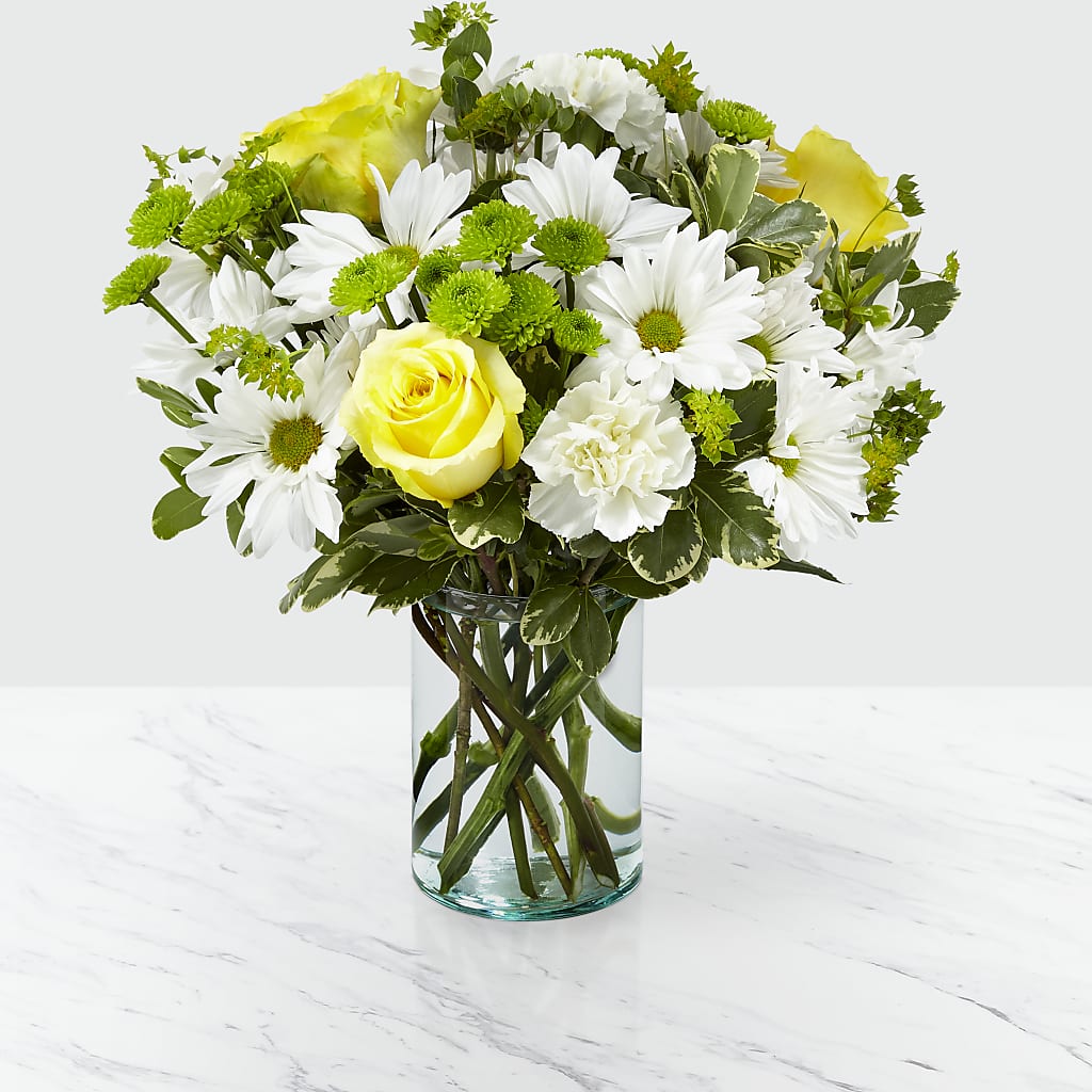 Happy Day Bouquet – Bayport Flower Houses Inc, Bayport NY