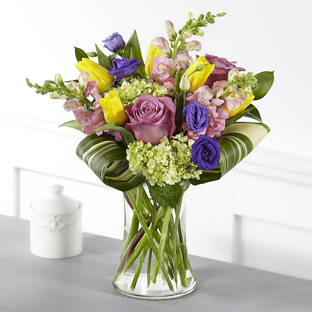 Wondrous Memories Bouquet – Bayport Flower Houses Inc, Bayport NY