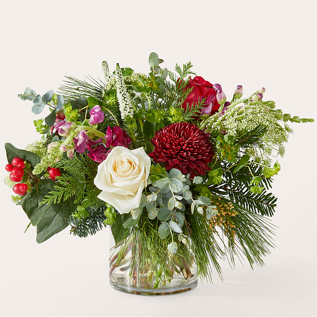 Cranberry Fizz Bouquet – Bayport Flower Houses Inc, Bayport NY