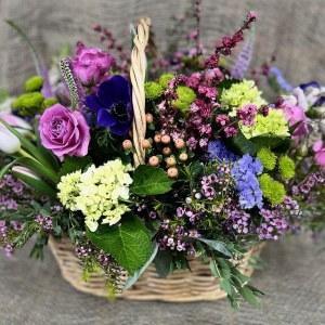 Bayport's Best Spring Basket –  Bayport Flower Houses Inc, Bayport NY