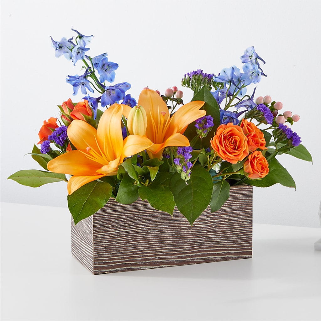 Radiant Citrus Box Bouquet –  Bayport Flower Houses Inc, Bayport NY
