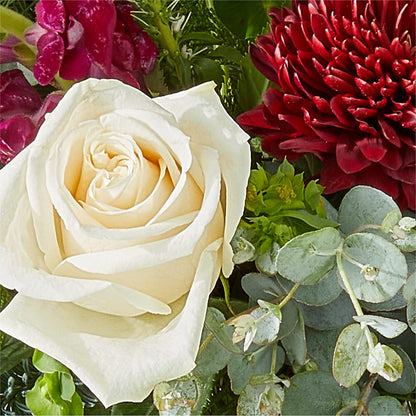 Cranberry Fizz Bouquet –  Bayport Flower Houses Inc, Bayport NY